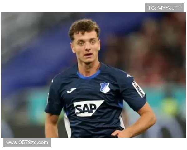 巴萨与霍村前锋阿斯拉尼转会接触